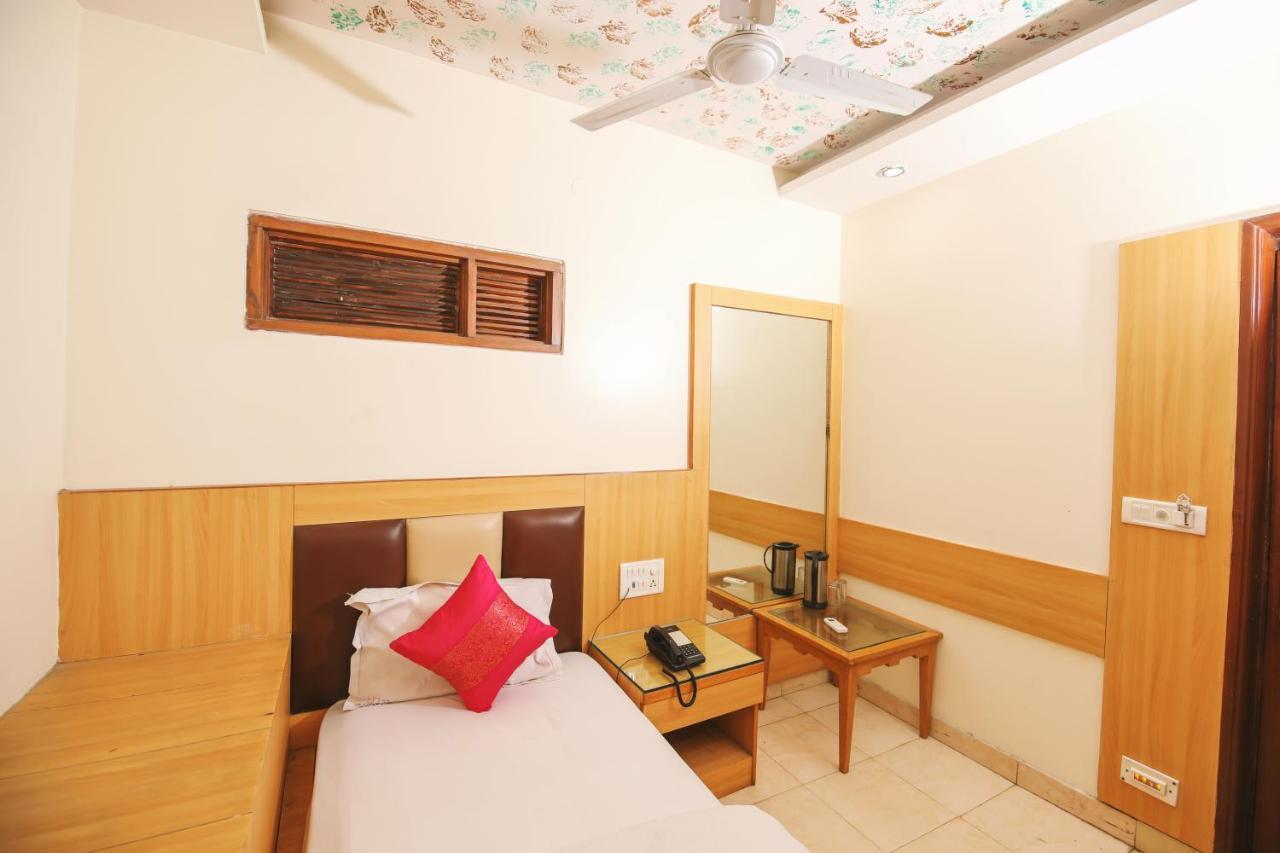 Hotel Lav Kush Deluxe " 3 Min Walking From New Delhi Railway Station " Luaran gambar