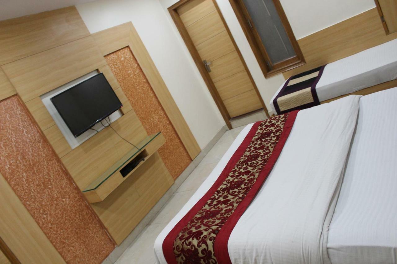 Hotel Lav Kush Deluxe " 3 Min Walking From New Delhi Railway Station " Luaran gambar