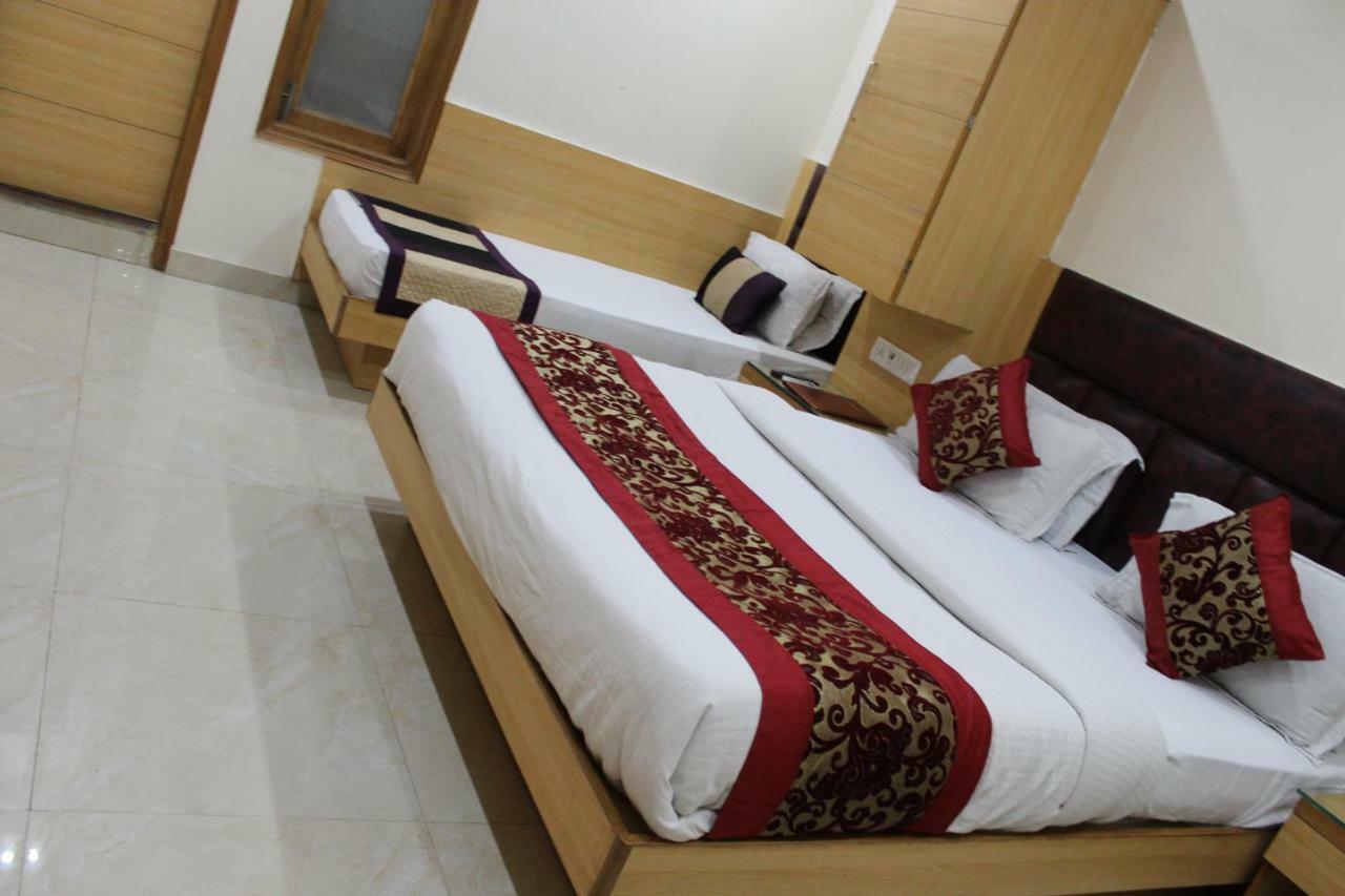 Hotel Lav Kush Deluxe " 3 Min Walking From New Delhi Railway Station " Luaran gambar